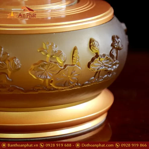 den dau cao cap luu ly hoa sen noi de dong vang dt35600002