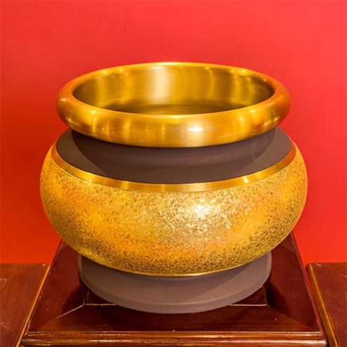 Bát Hương Đồng Vàng Ánh Kim Viền Nâu DT439