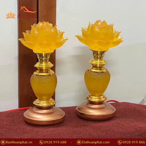 Đèn thờ điện nhập khẩu Đài Loan thân ô van màu vàng