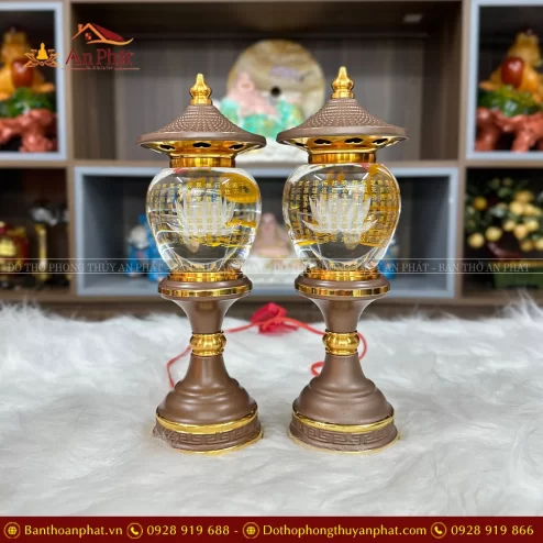 Mẫu đèn thờ pha lê hình ô van