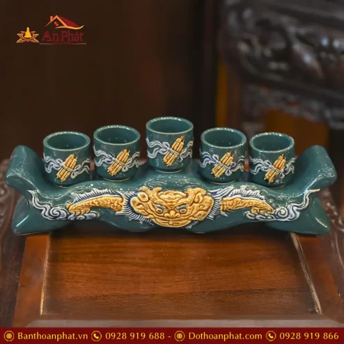 ky chen ngai xanh dap noi gom su bat trang dt79000003