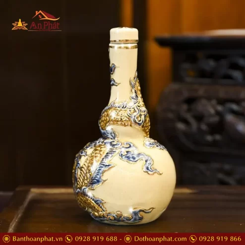 nam ruou tho cao cap men hoang tho dap noi ve vang dt82600001