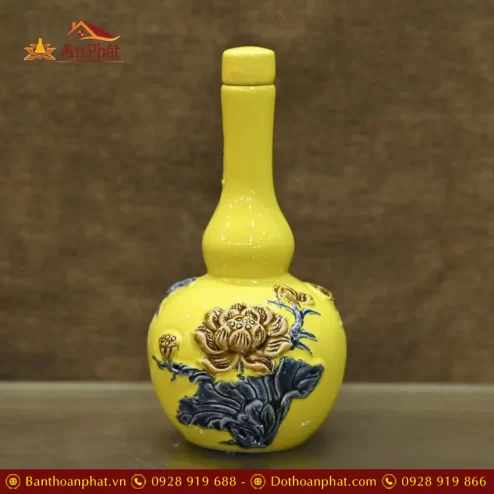 nam ruou tho men vang dap noi bat trang dt82200001