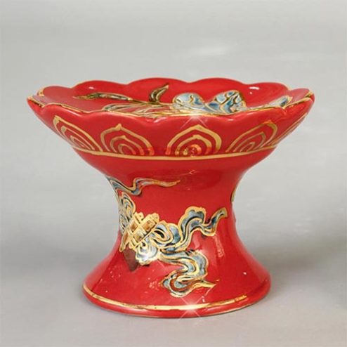 Chân Nến Sứ Men Màu Đỏ Đắp Nổi Vẽ Vàng Bát Tràng DT889