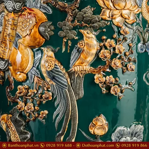 lo loc binh phuc loc tho kenh men mau xanh dap noi bat trang dt93200005