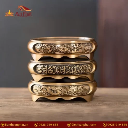 Đế lư xông trầm bằng đồng