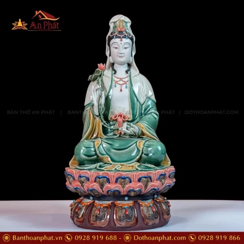 Tượng Đại Thế Chí Bồ Tát ngồi