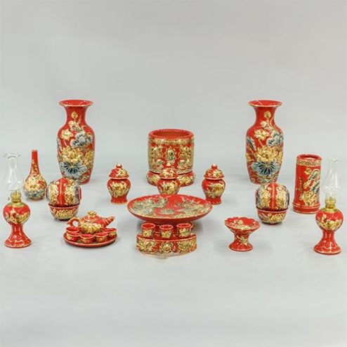 Bộ Đồ Thờ Men Màu Đỏ Đắp Nổi Vẽ Vàng Cao Cấp BDT199